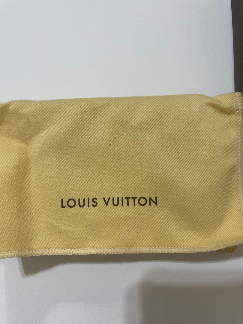 ルイヴィトン ダミエ 名刺入れ 三越福岡店で購入しました