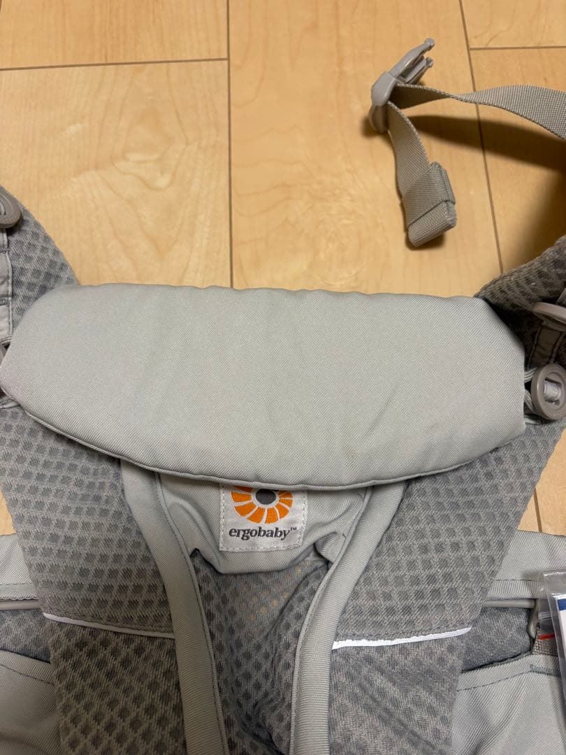 エルゴベビー 抱っこ紐OMNI Breeze
