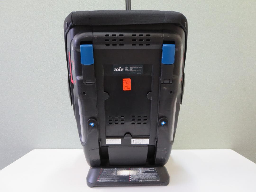 ジョイーJoie　エブリステージ　チャイルドシート　シートベルト固定