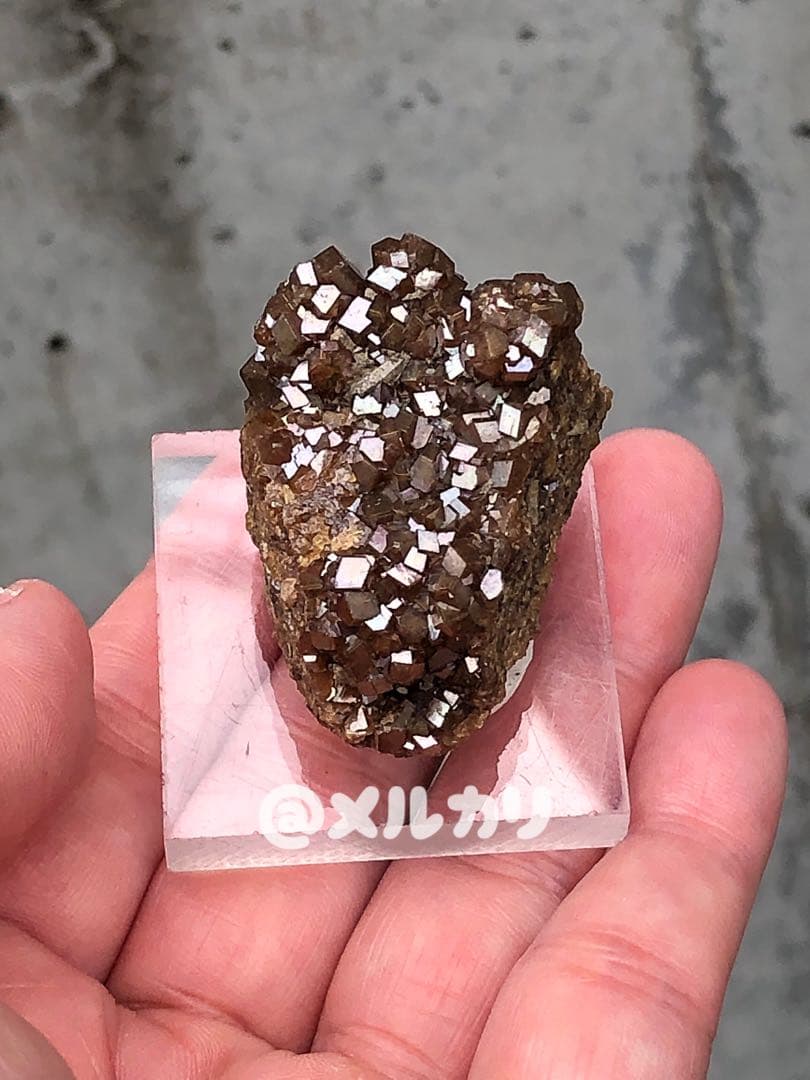 国産鉱物　天川村　レインボーガーネット（宝石質！）