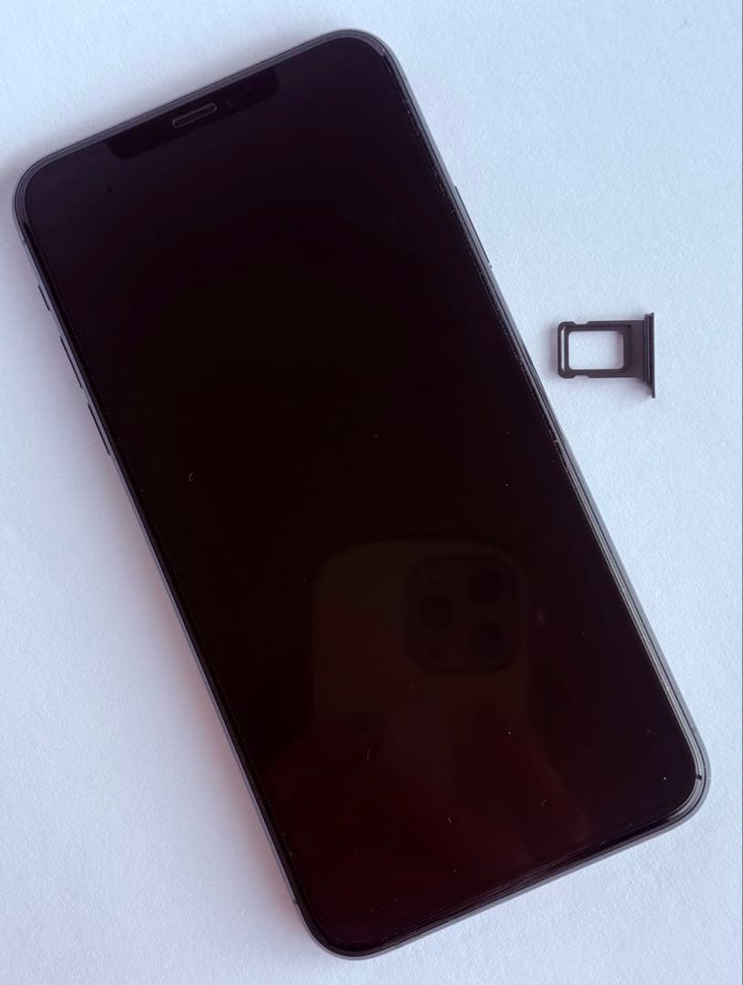 Apple iPhone 11 Pro Maxミッドナイトグリーン 本体