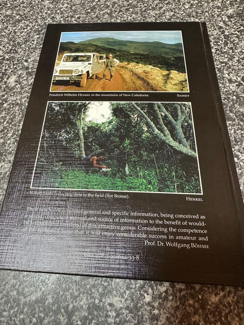 Rhacodactylus ミカドヤモリ　洋書12/15迄の限定値下価格！