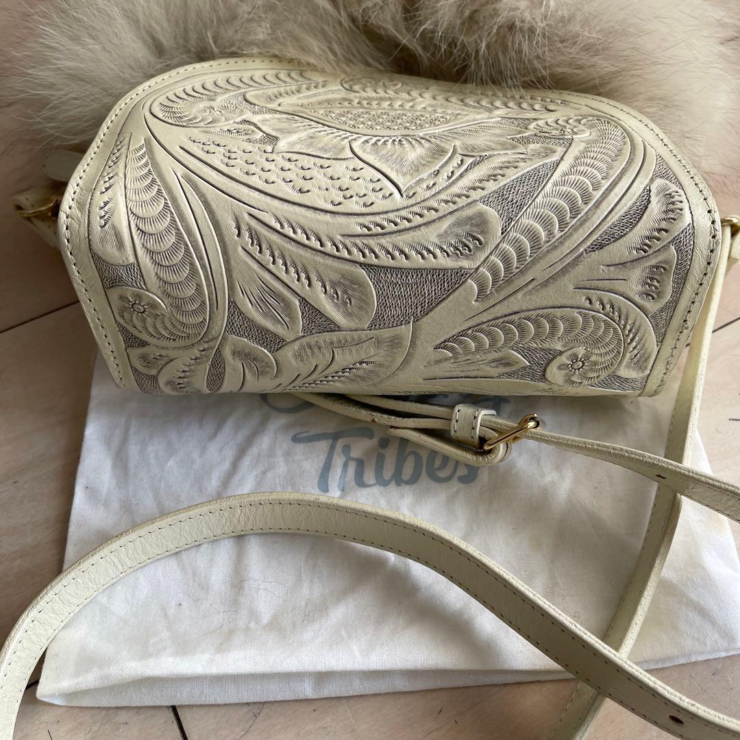 美品　Carving Tribes ファー付きパーティーバッグ