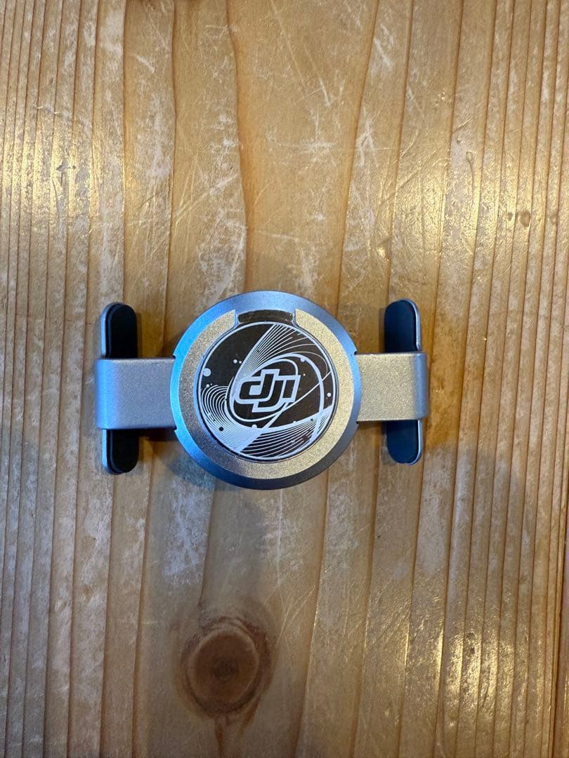 DJI Osmo Mobile 6 スタビライザー　2、3回使用　箱無し週末値下