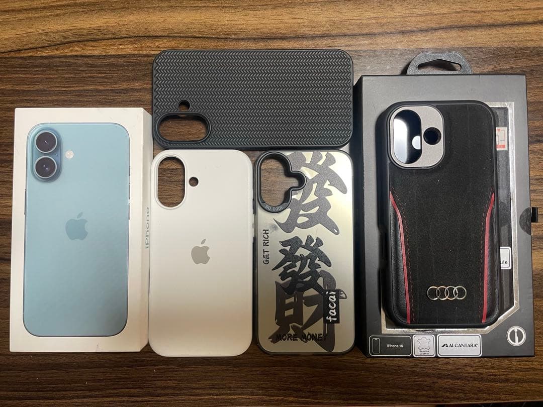 [値下げ中] iPhone 16 Simフリー128gb 本体+スマホカバー5個