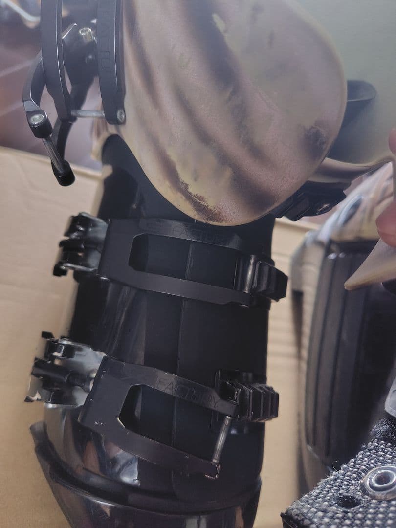 ゆうじろう　GEN FACTORY　フリースキーブーツモデル