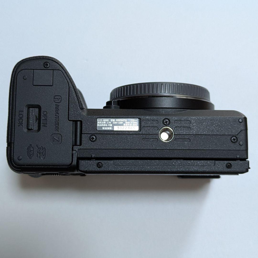 【美品】SONY α6600 ILCE-6600 ボディ バッテリー 充電器