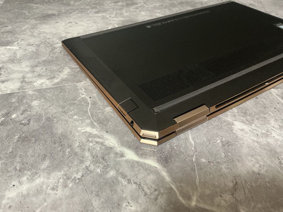 美品 HP SPECTRE corei7メモリ16GB NVMeSSD256GB