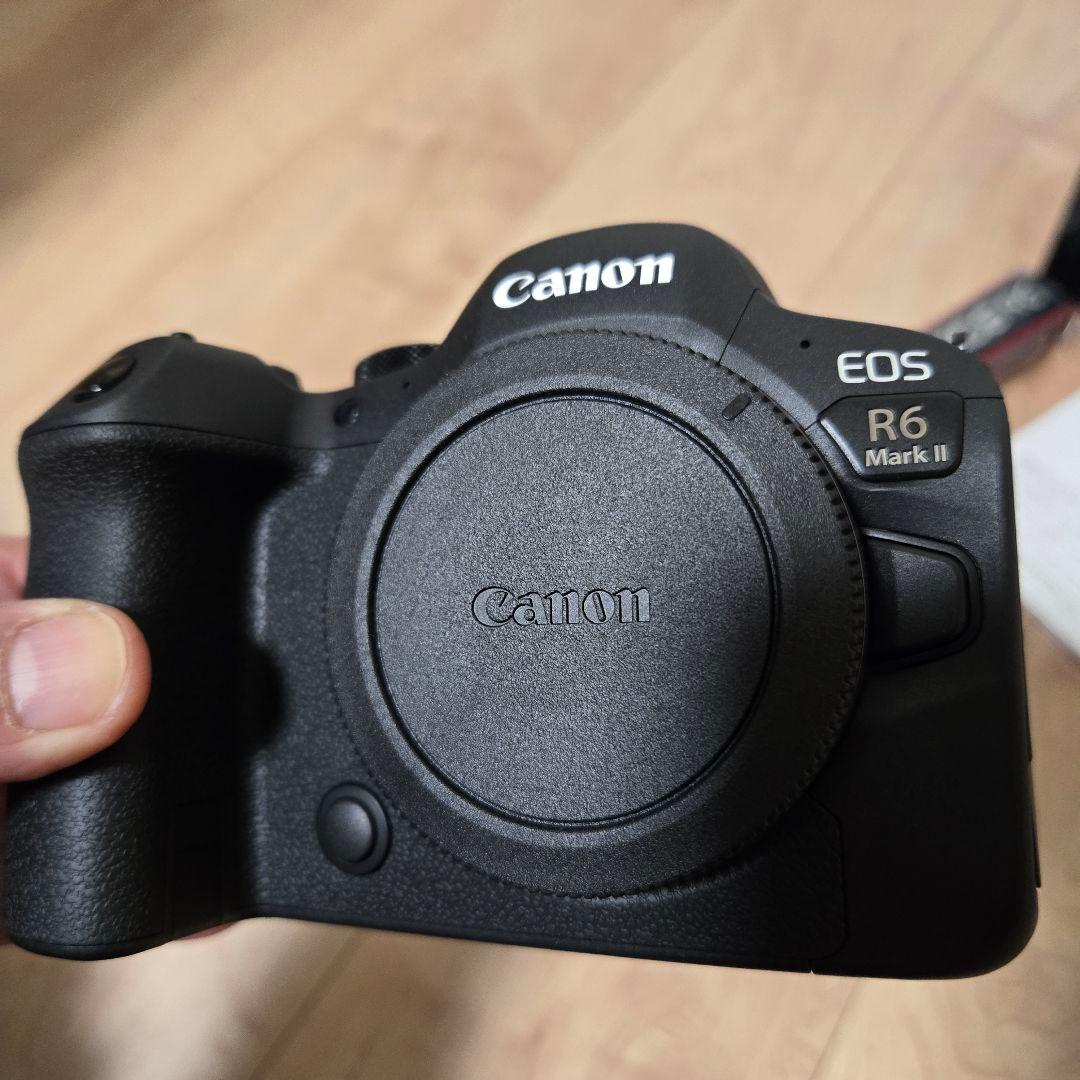 EOS R6 Mark II・RF24-105 IS STM レンズキット