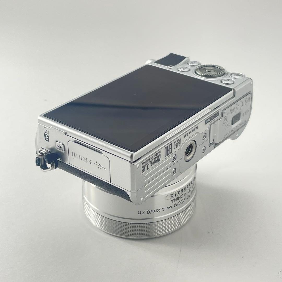 【ショット数200・返品保証】Nikon1 J5 標準レンズキット