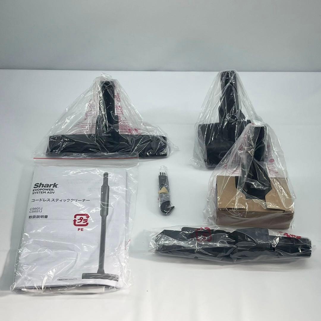 【美品】Shark シャーク コードレスクリーナー CS601JBK 掃除機