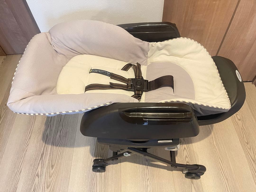 コンビ　ネムリラ　手動　ハイローチェア　スウィングベッド&チェア