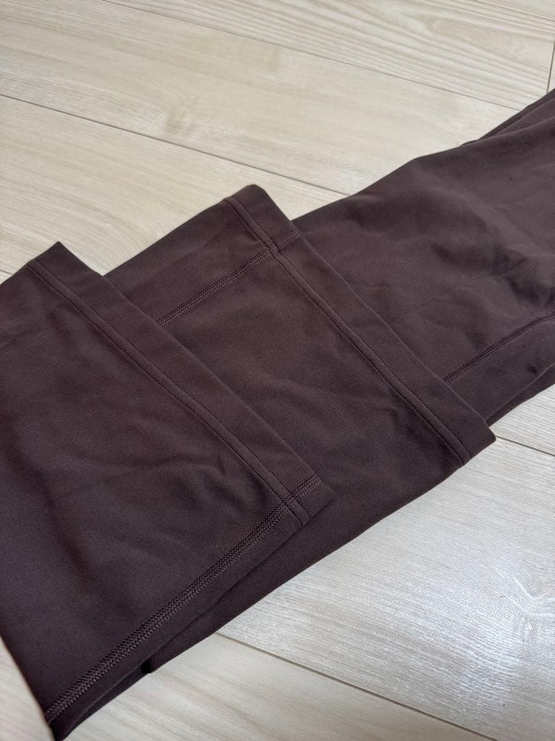 lululemon スーパーハイライズ フレアパンツ　Asia Fit