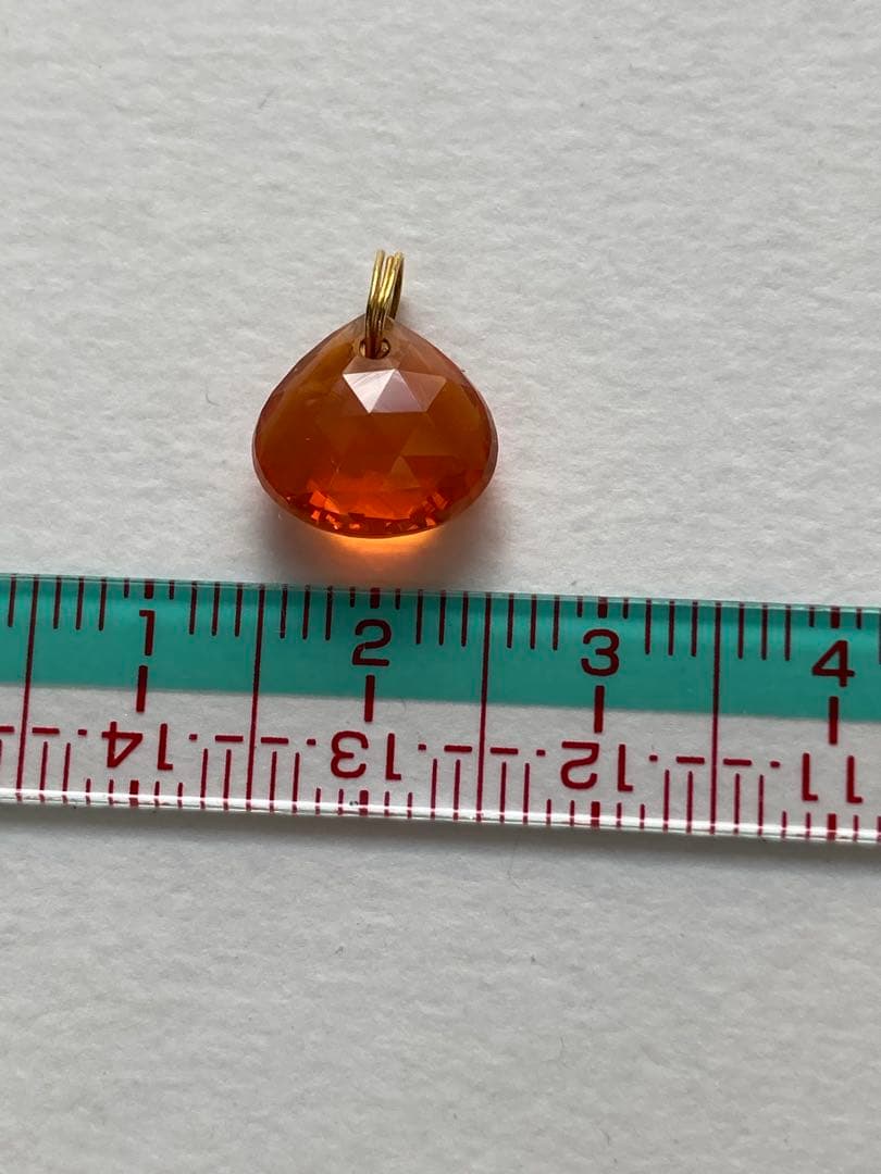 マリーエレーヌ　ファイヤーオパール　チャーム