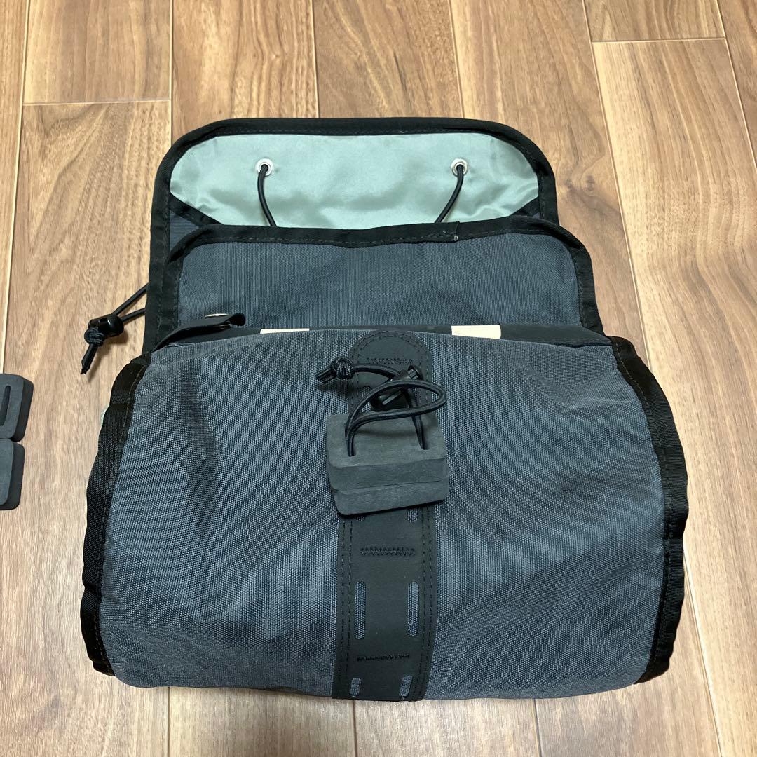 BXB ブラックバッグ フロントポケット付き