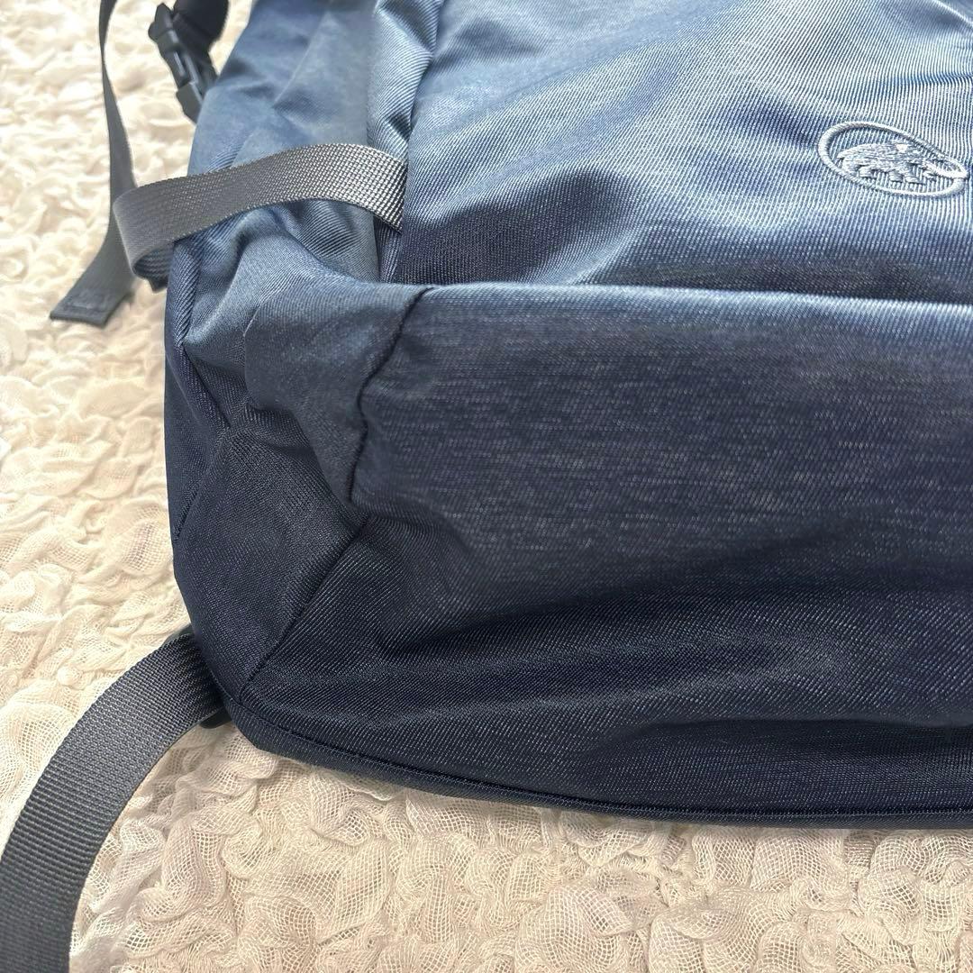 【美品】 MAMMUT リュック Neon Crag Denim Blue 28