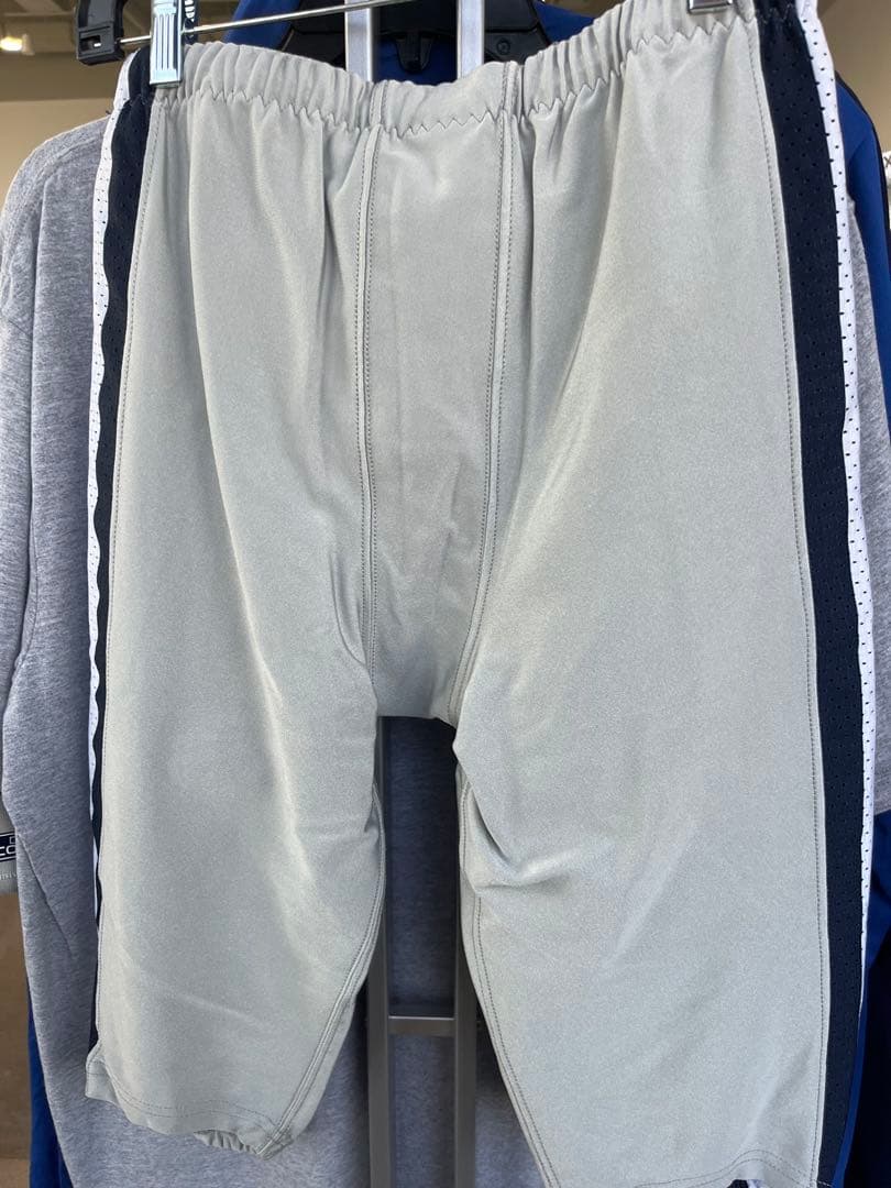選手着用済み Nike NFL パンツ 36 ショート