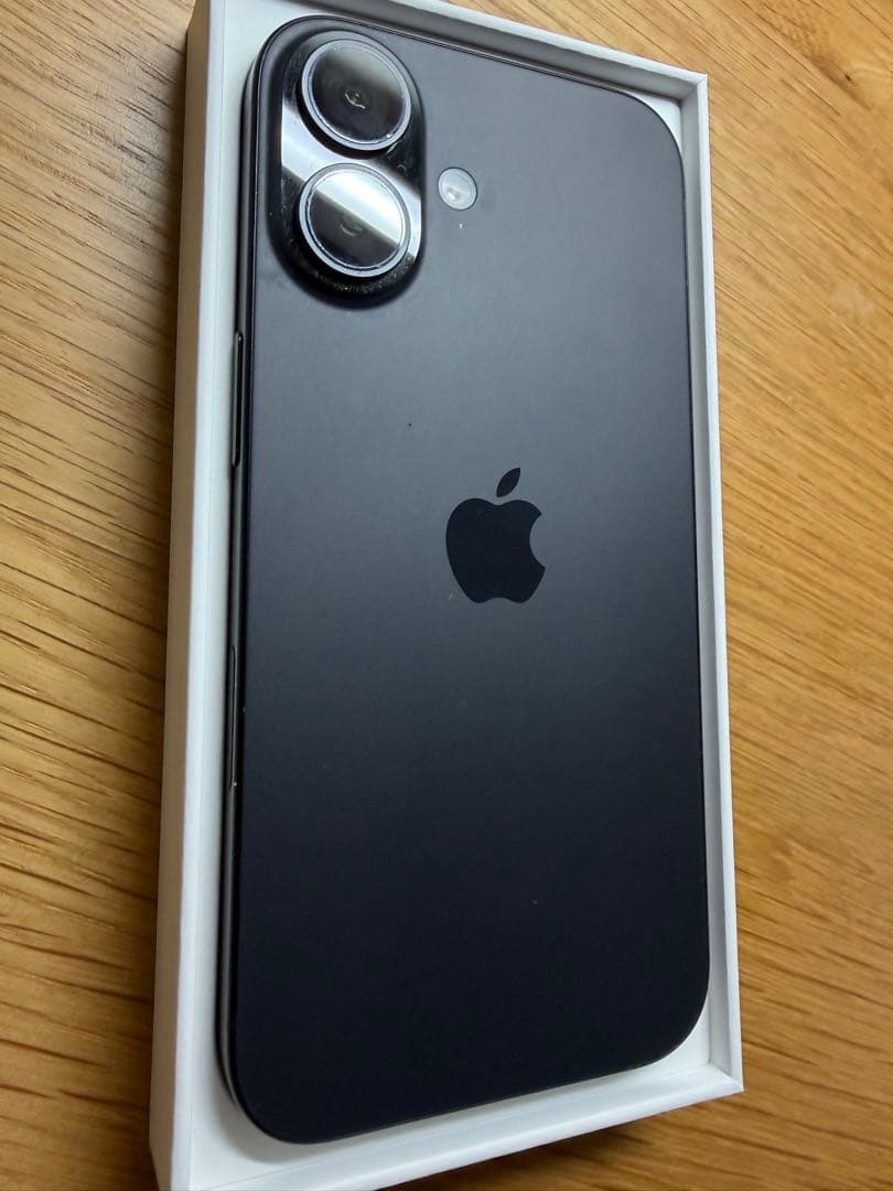【美品・動作良好】iPhone16 128GB ブラック SIMフリー