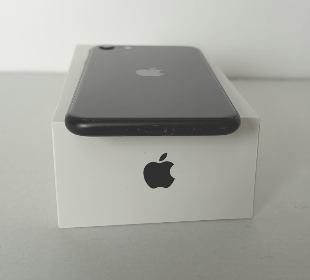 Apple iPhone SE (第2世代) 2台セット