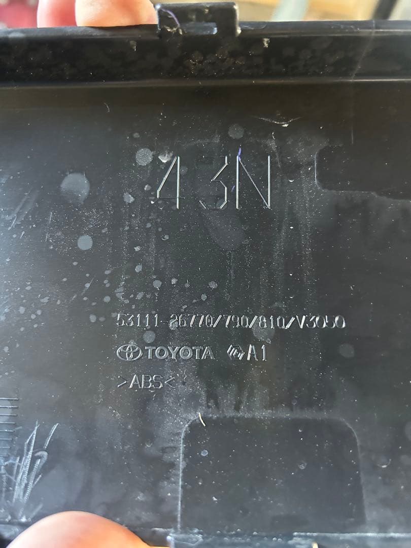 山*Ｐ様 ハイエースアースカラー　ナロー　標準用　グリル　新車外し