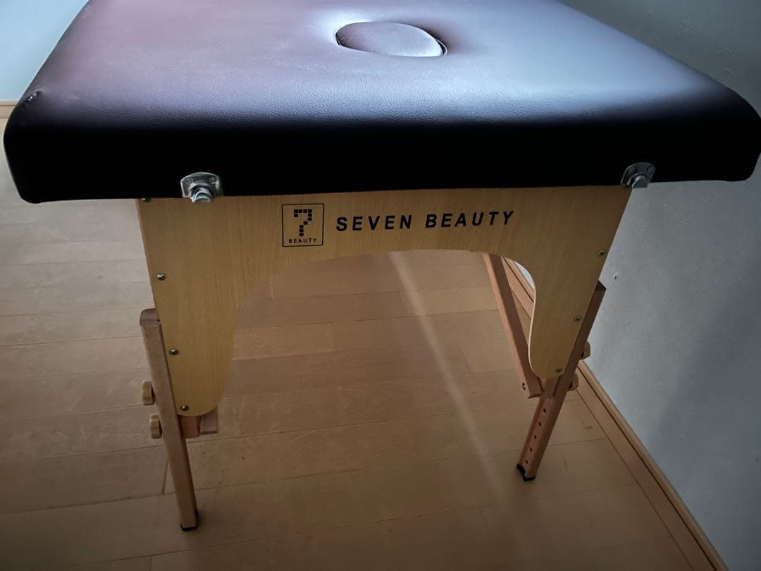 【値下げ】seven beauty折りたたみ式マッサージベッド ブラウン