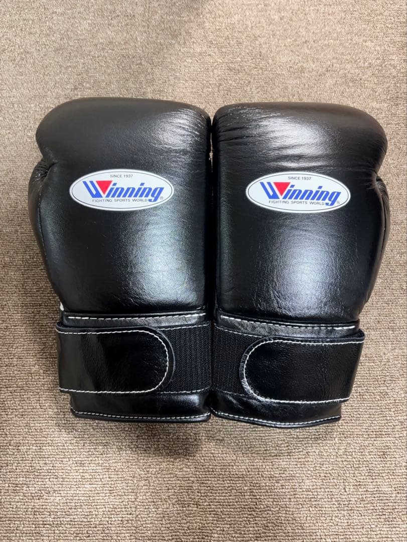 ウイニング　ボクシング　グローブ　12オンス　黒