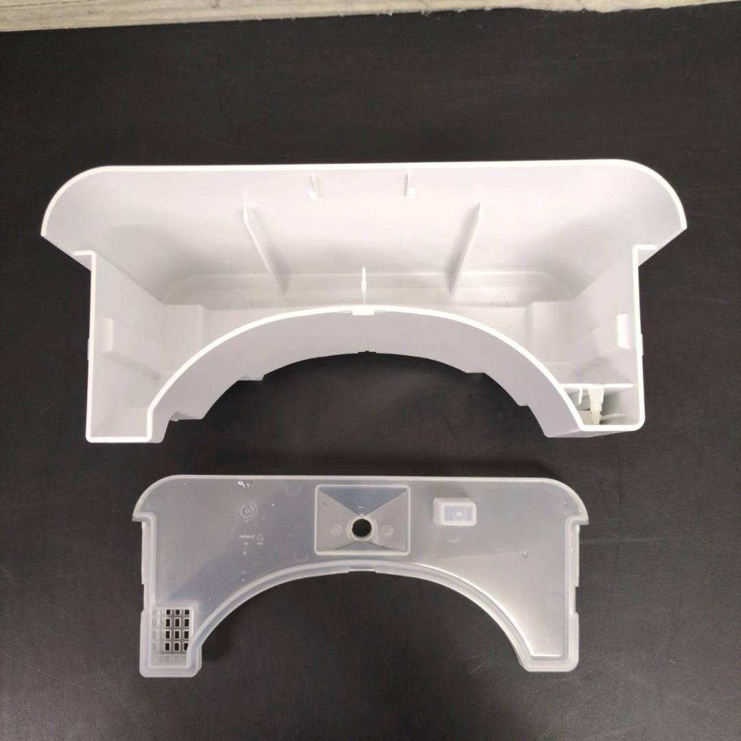 ☆アイリスオーヤマ　コンパクトクーラー　ICP-0301G