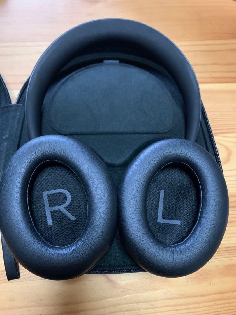 Bose ワイヤレスヘッドホン ブラック　NC700