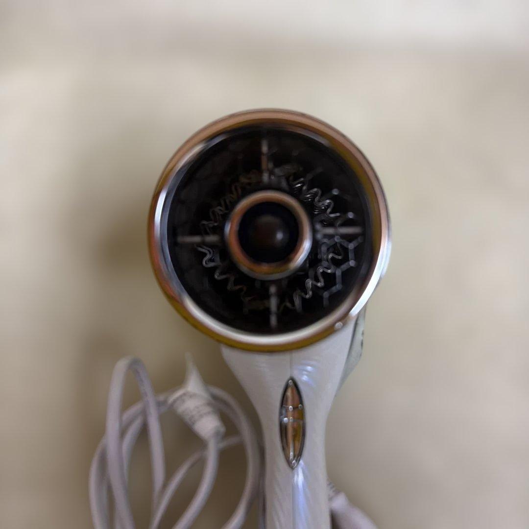 リファ　ビューテック　ドライヤー