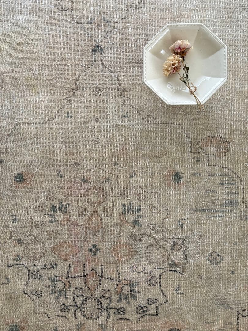 超大判　ヴィンテージラグ　オーバーダイ　オリエンタル　トルコ　ウシャク　ベージュ