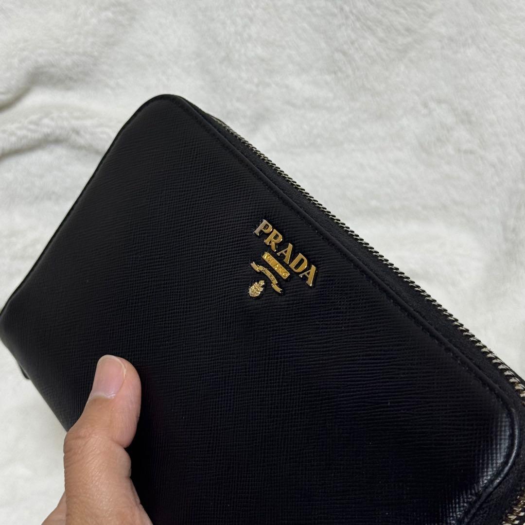 PRADA プラダ　長財布　サフィアーノ　ブラック　ゴールド金具
