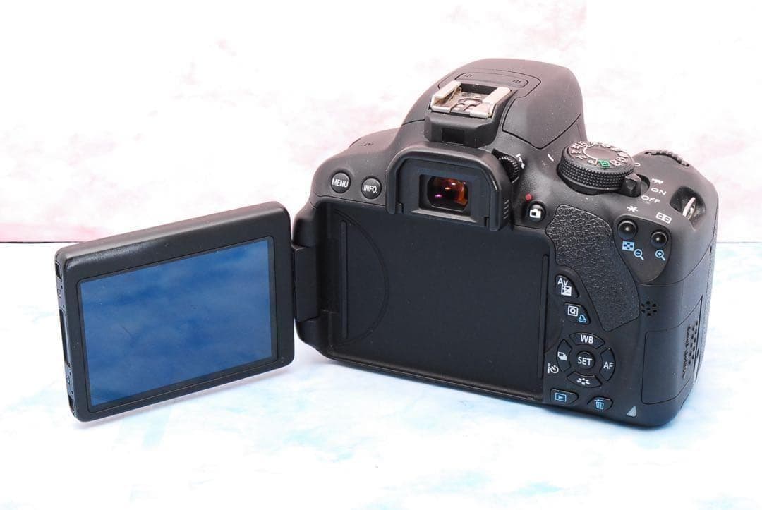 ★キャノン Kiss X7i★超望遠＆高性能★一眼レフカメラ★バッグ付♪