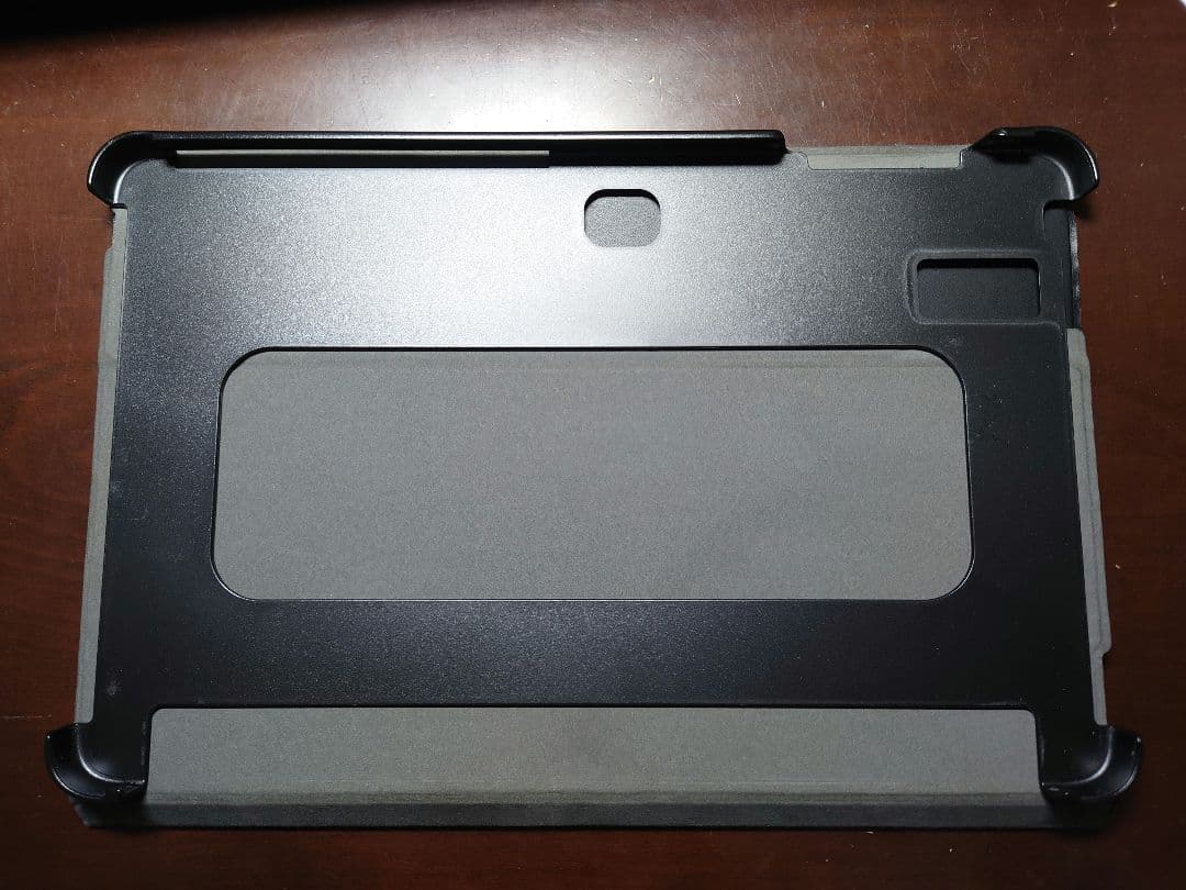 ARROWS Tab Q7312/KB(付属品箱有り)