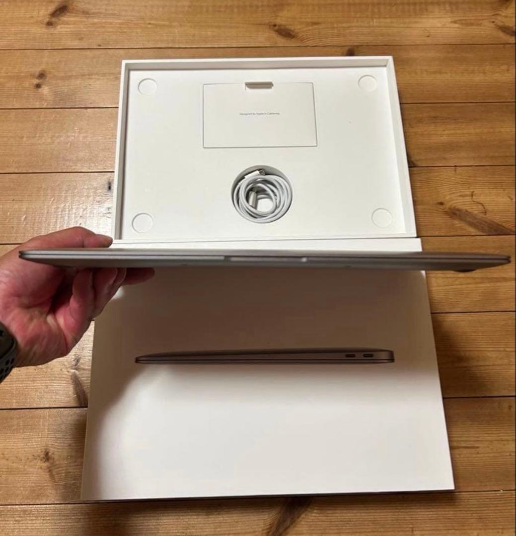 アップル2020 MacBook Air MWTJ2J/A