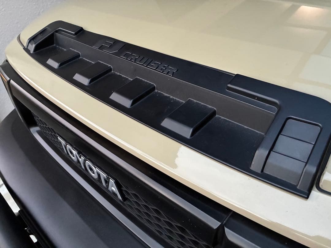 【美品】FJクルーザーGSJ15W型 2006−2020年ボンネットダクト