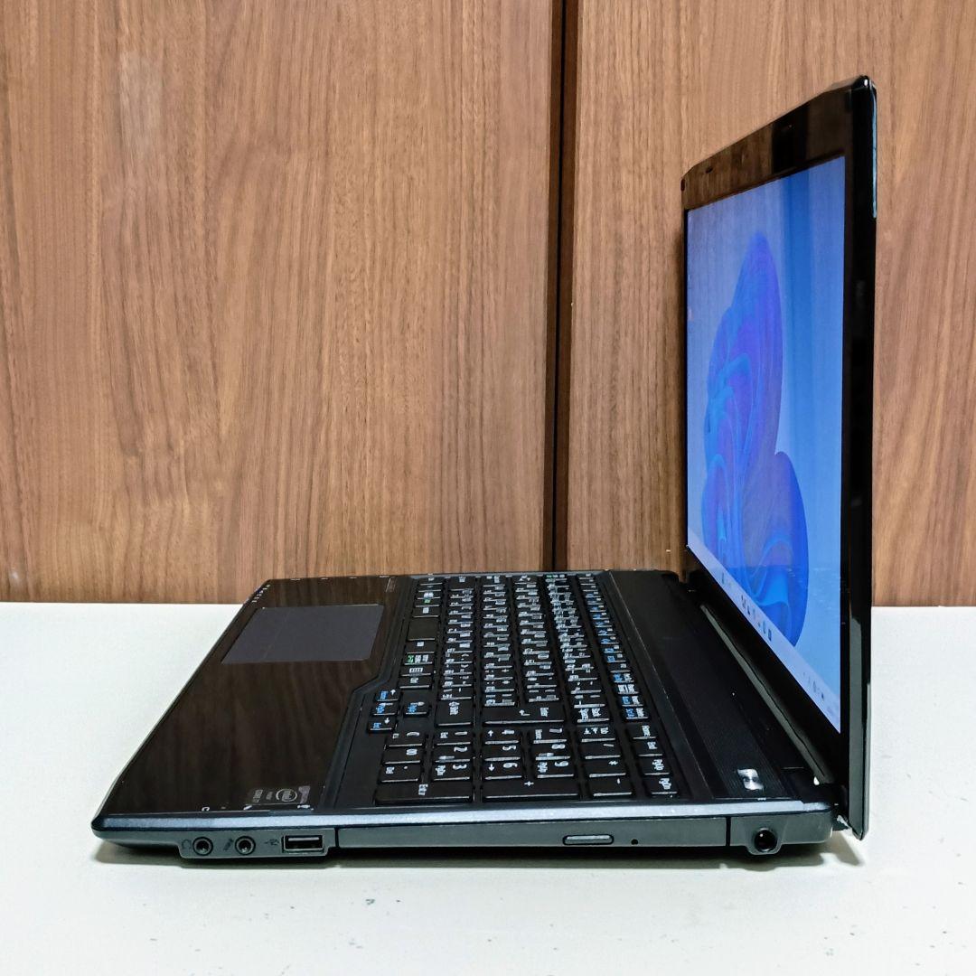 FUJITSU LIFEBOOK Corei7 メモリ8GB SSD256GB