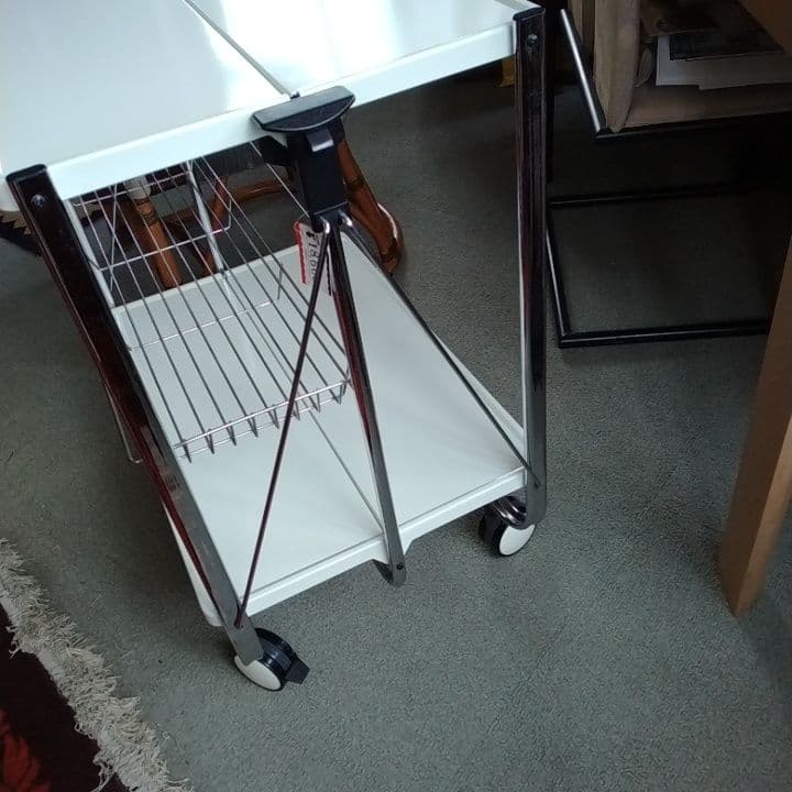 ホワイト キッチンワゴン キャスター付き ホールディングトローリー　ダルトン風