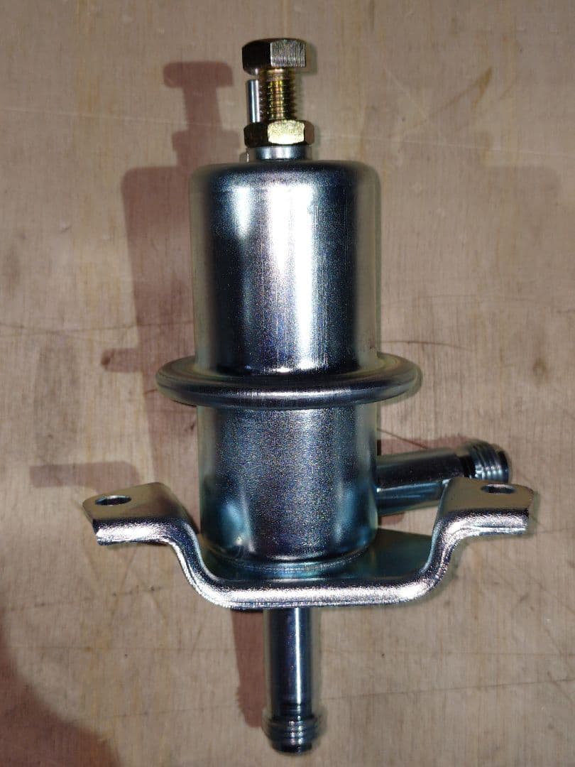 ニスモ　調整式プレッシャーレギュレーター　未使用品