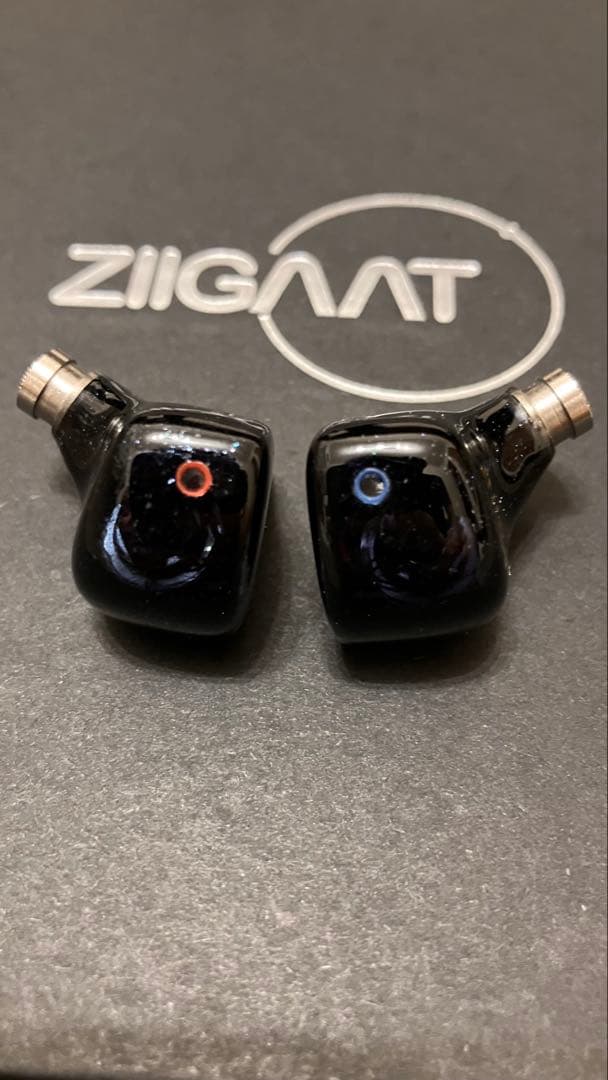 【極美品】Ziigaat estrella