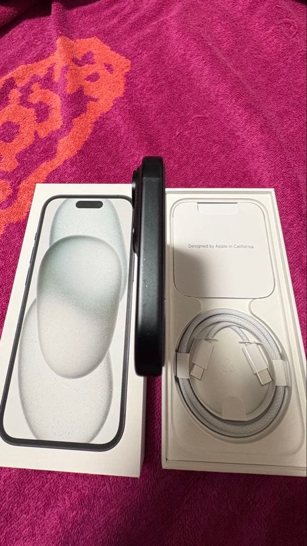 【美品】iPhone15 ブラック128GB SIMフリー付属品完備　91%