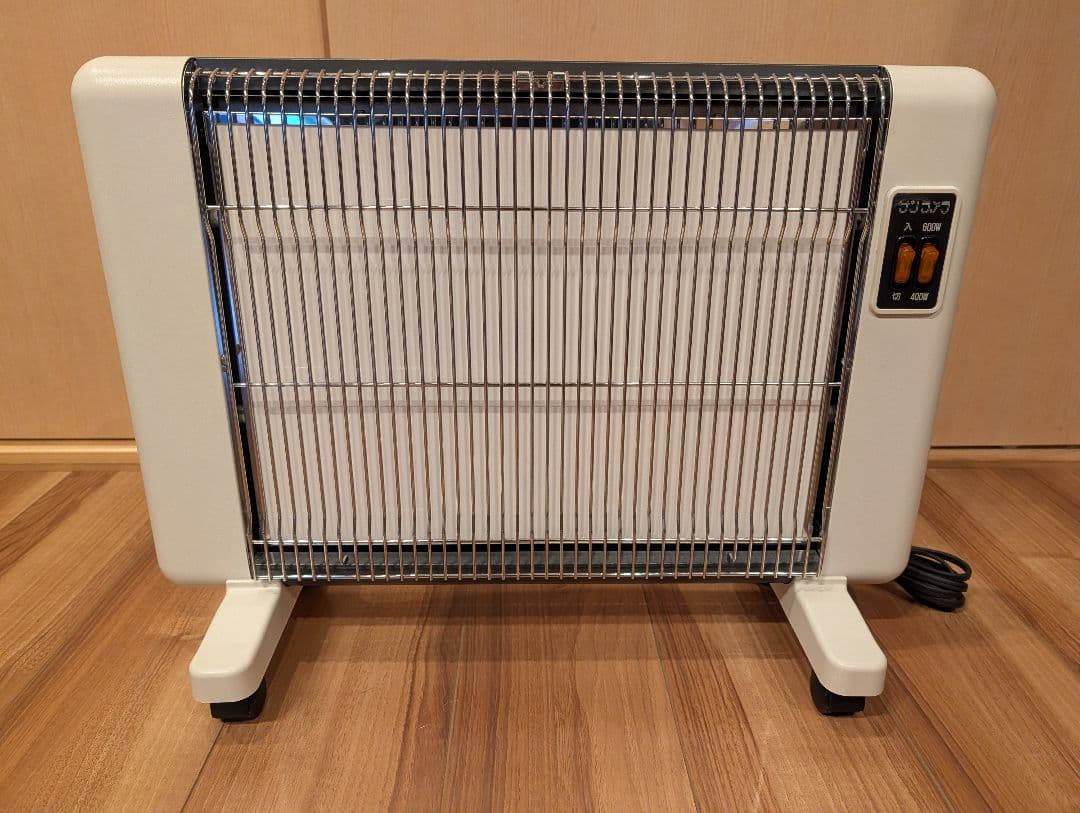 サンラメラ 600W型 (遠赤外線輻射式暖房器)