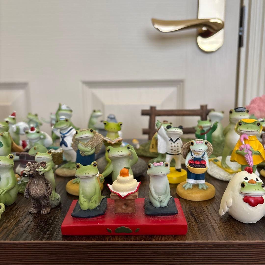 カエルの陶器置物セット 約48点