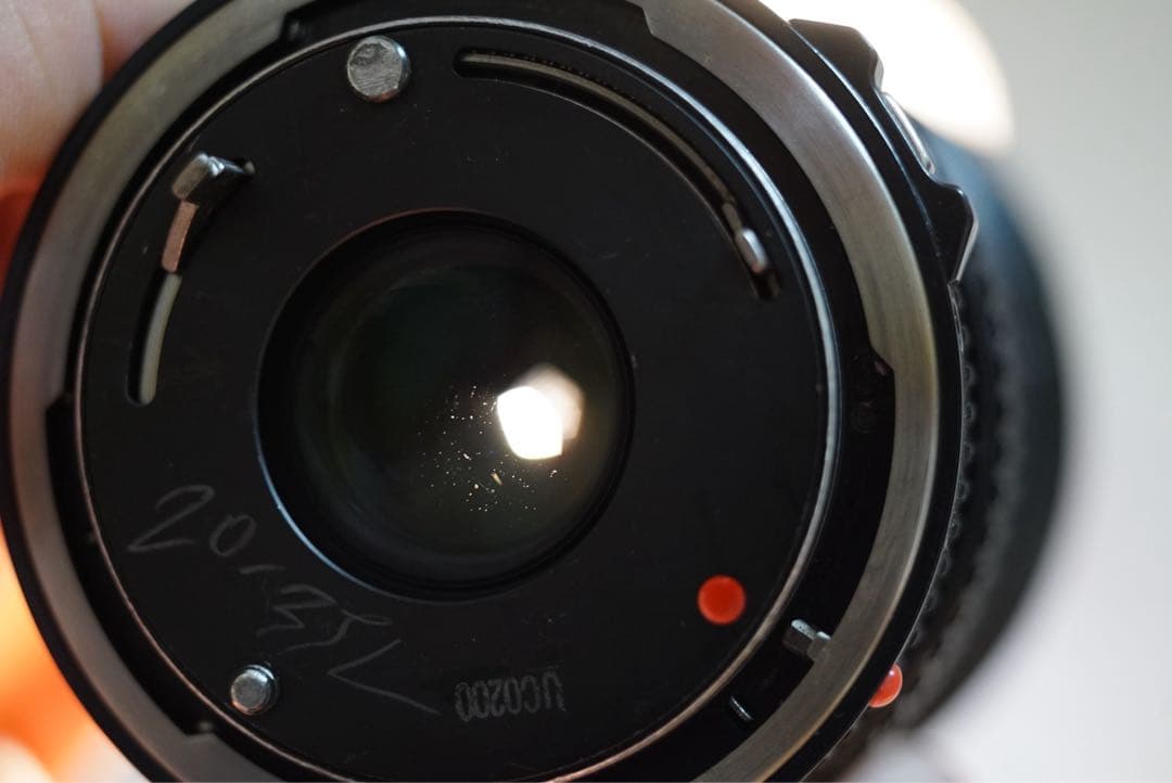 【ジャンク】 Canon 20-35 F.3.5 L new FD Lens