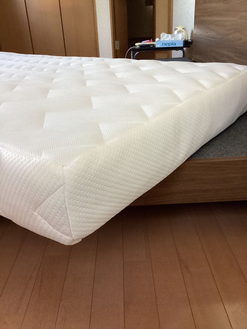 【極美品】雲のやすらぎプレミアム　マットレス　シングルサイズ