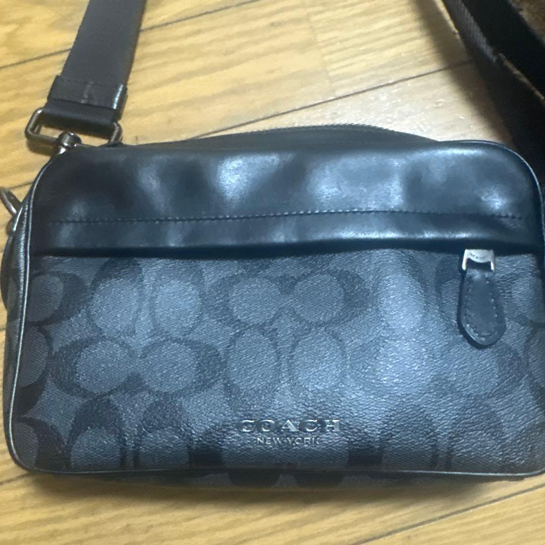 ブラックレザーショルダーバッグCOACHクロスボディcoachコーチシグネチャー