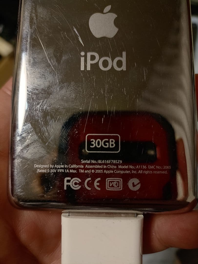 iPod本体　カバー　コード　変換アダプター