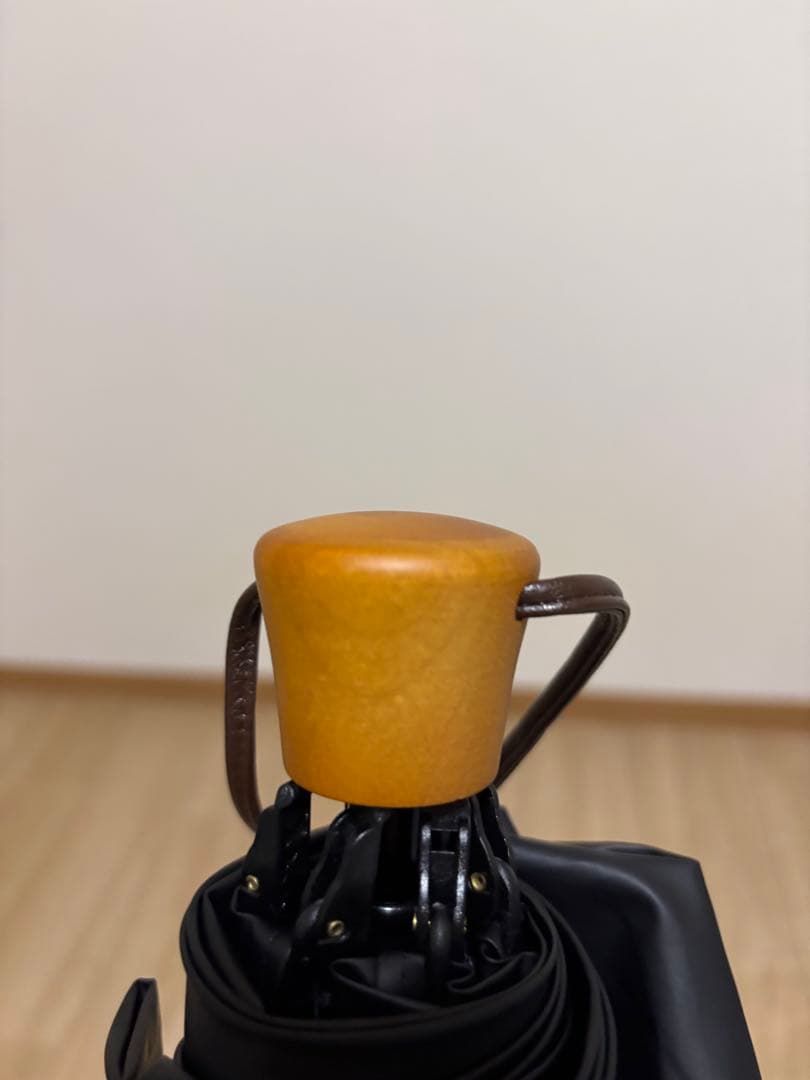 【ほぼ新品】SUN BARRIER 100 三段折り　折りたたみ日傘 ブラック