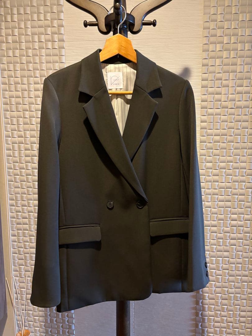 crewe ブラック ダブルブレスト テーラードジャケット