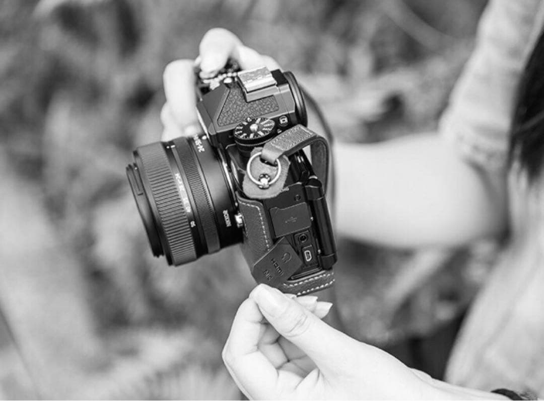 新品 本革カメラケース nikon zf ZF用 ブラック