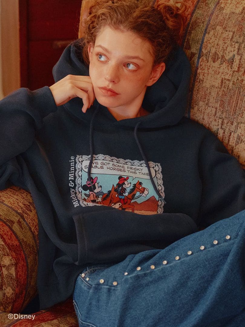 アリソンブラウン　紗栄子　ディズニー　Disney ミッキーマウス　パーカー